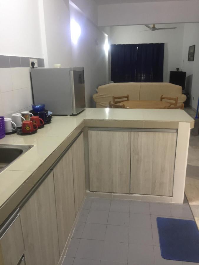 Pd Bayu Beach Resort Private Service Apartment Порт-Диксон Экстерьер фото